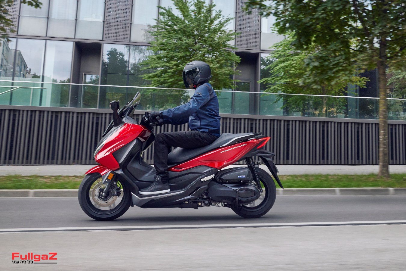 הונדה: מתיחת פנים לפורצה 350 ו-125