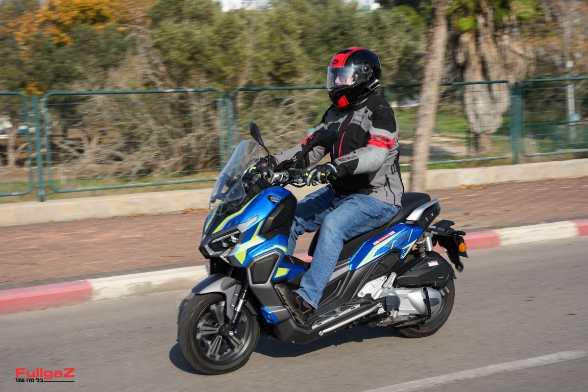 רכיבה ראשונה: לונג'יה XDV250 אדוונצ'ר
