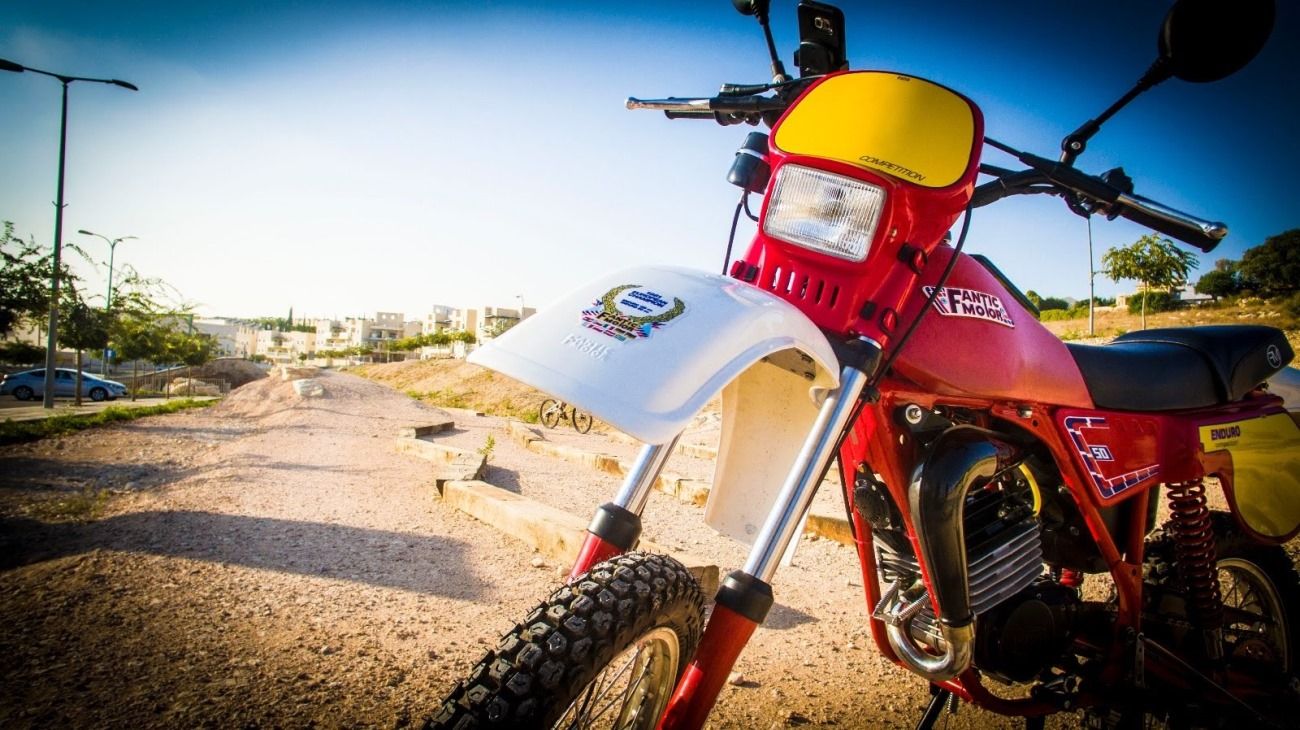 בשישי: מועדון החמש ישיק 3 אופנועים משופצים