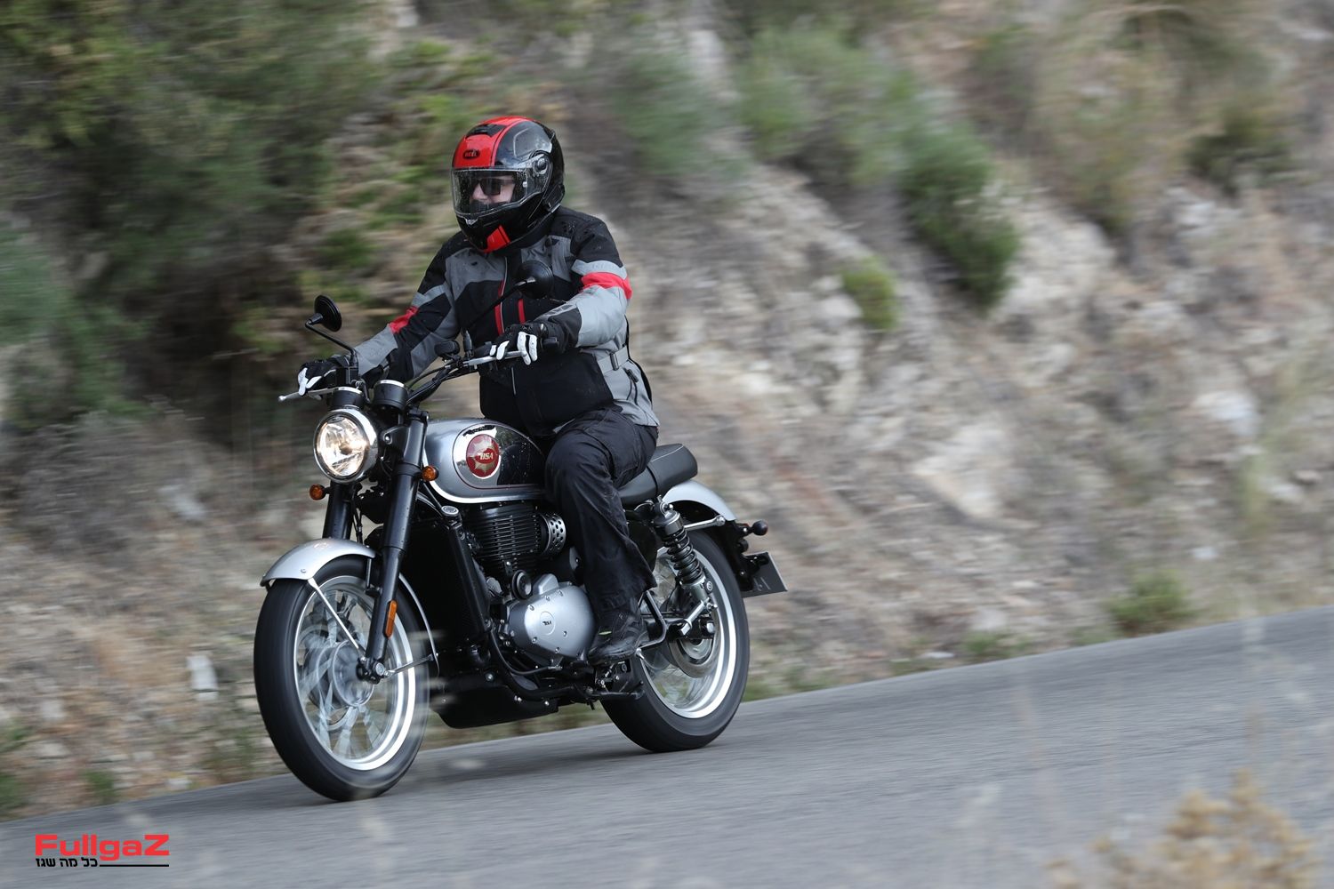 ההיסטוריה חוזרת: BSA גולד סטאר 650 בהשקה עולמית