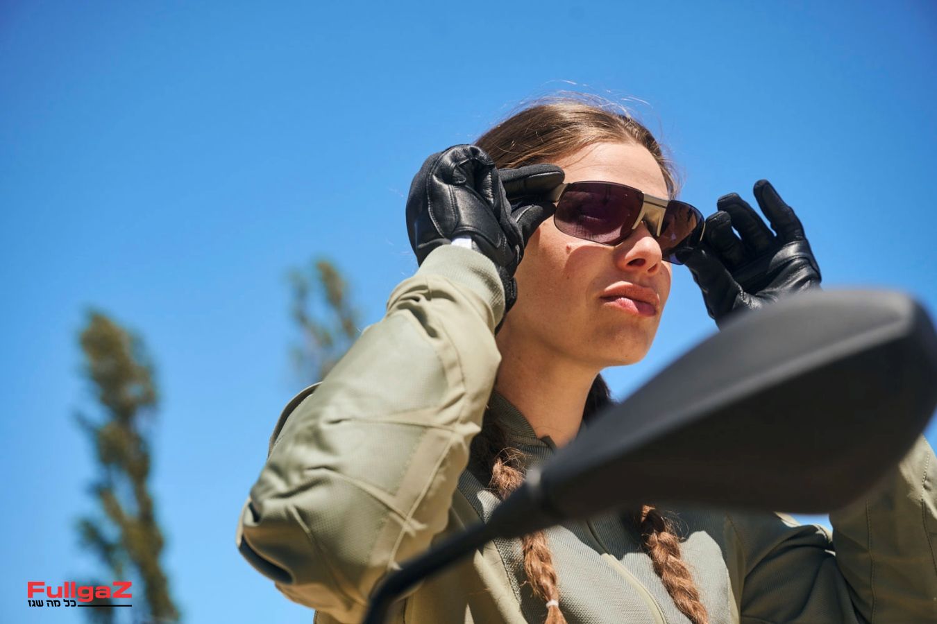 ב.מ.וו מציגה: משקפיים חכמים המציגים נתונים