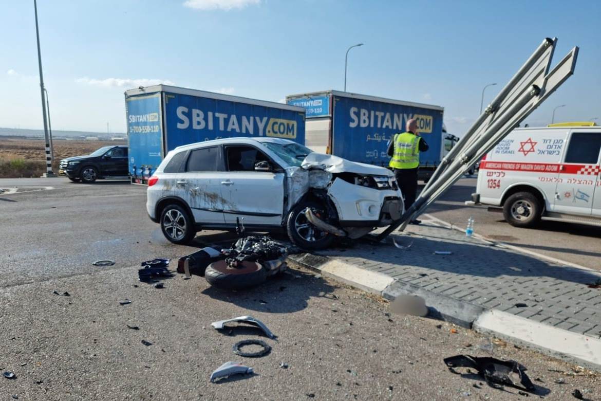 זירת התאונה בכביש 4 שבה נהרג הרוכב בן ה-27