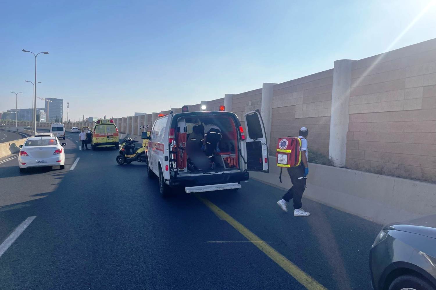 זירת התאונה בכביש 40 שבה נהרג הרוכב בן ה-24