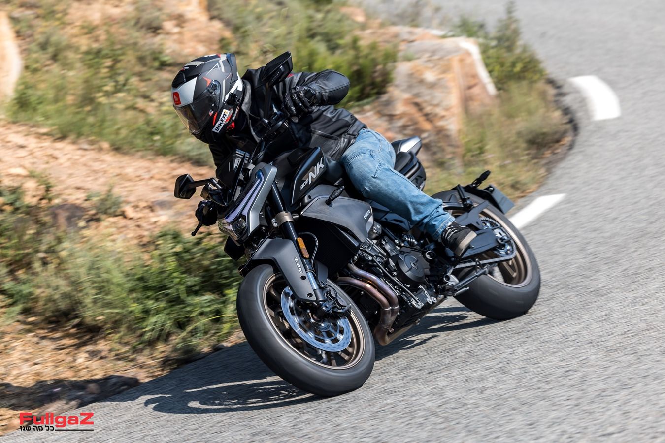 CFMOTO 800NK בהשקה עולמית