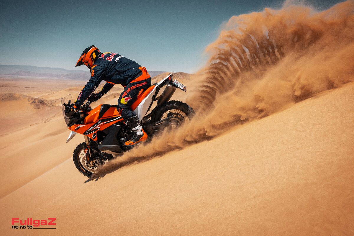 ק.ט.מ מציגה את ה-890 אדוונצ'ר R ראלי של 2024