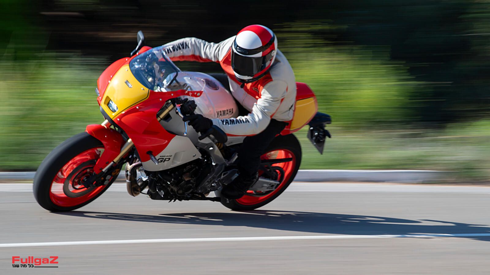 ימאהה מציגה: XSR900 GP ספורטיבי