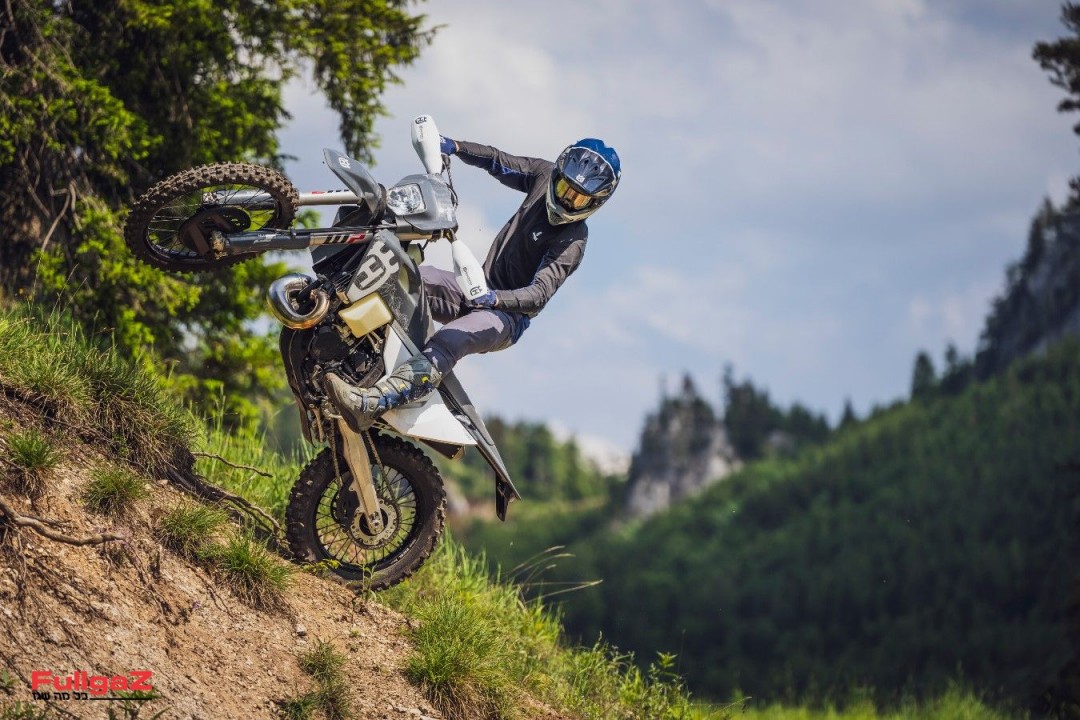 חדשים בארץ: הוסקוורנה TE300 ו-FE350 פרו