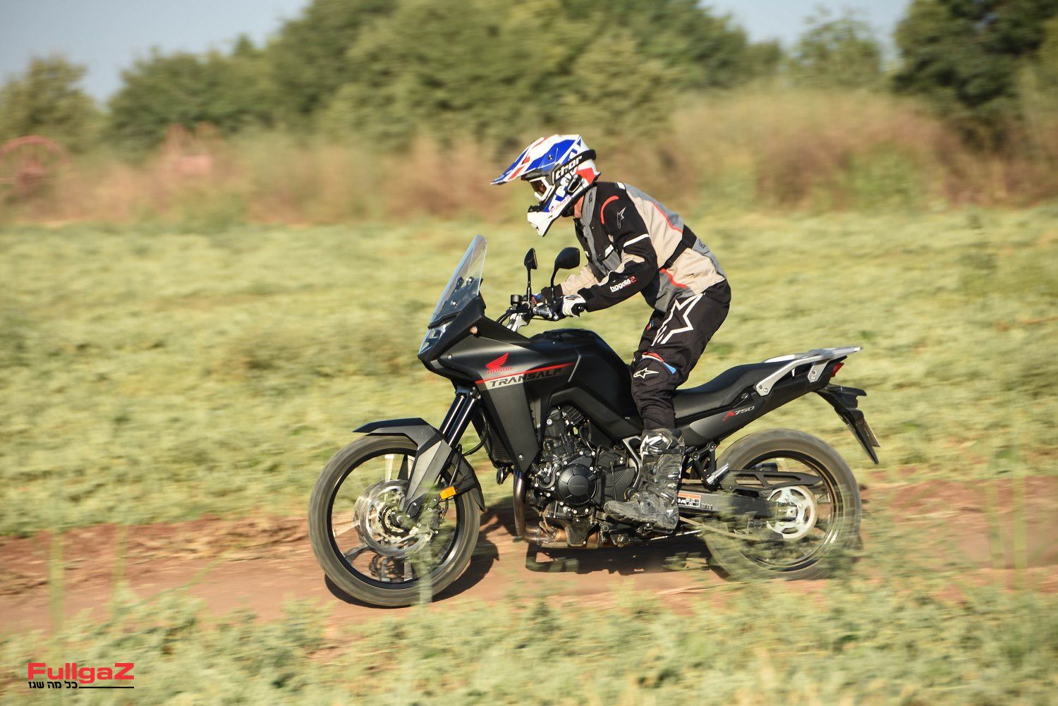 הונדה: ריקול רגלית אמצע ל-XL750 טרנסאלפ