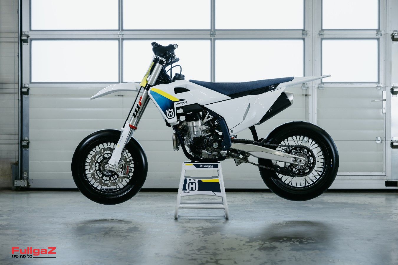 הוסקוורנה מציגה FS450 חדש ל-2025