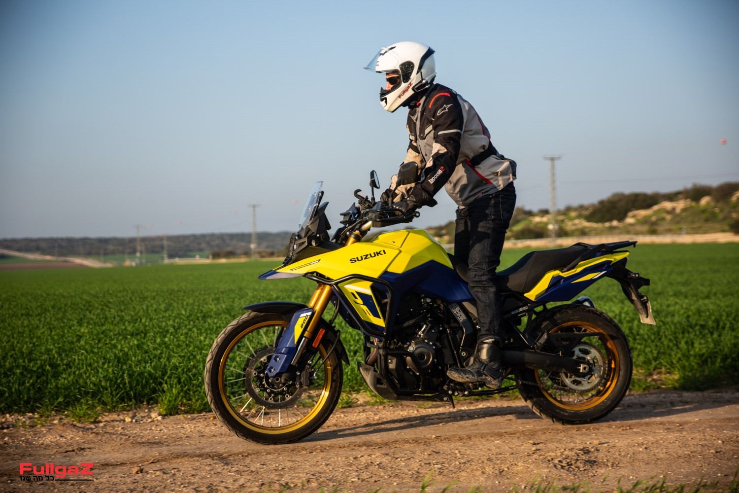 סוזוקי: ריקול לויסטרום 800DE בגלל הצמיג האחורי