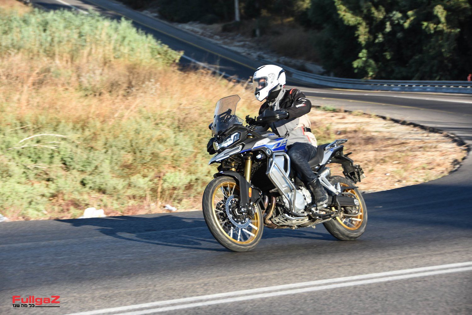 מנוע גמיש וחלק