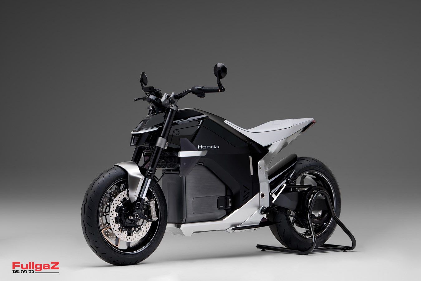 חשמל במילאנו: אופנועים חשמליים לרויאל אנפילד ולהונדה