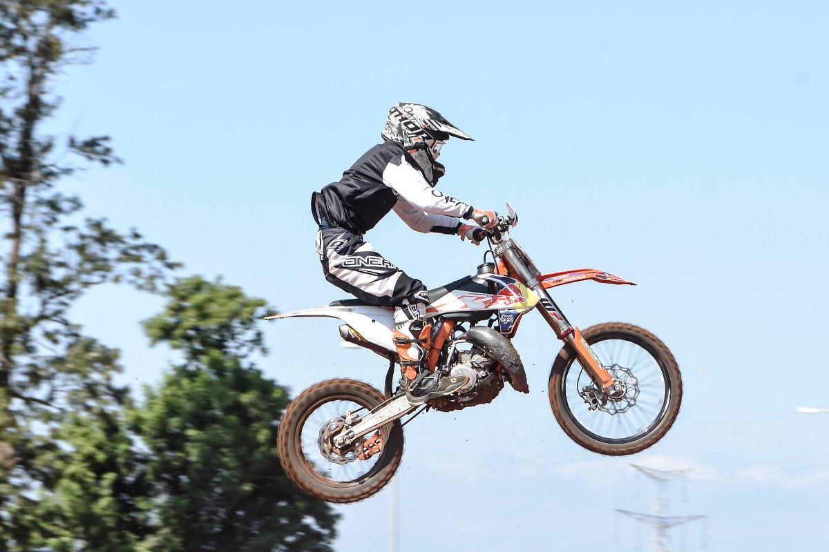 גידול של כ-70% במכירת כלים אפורים ב-2024