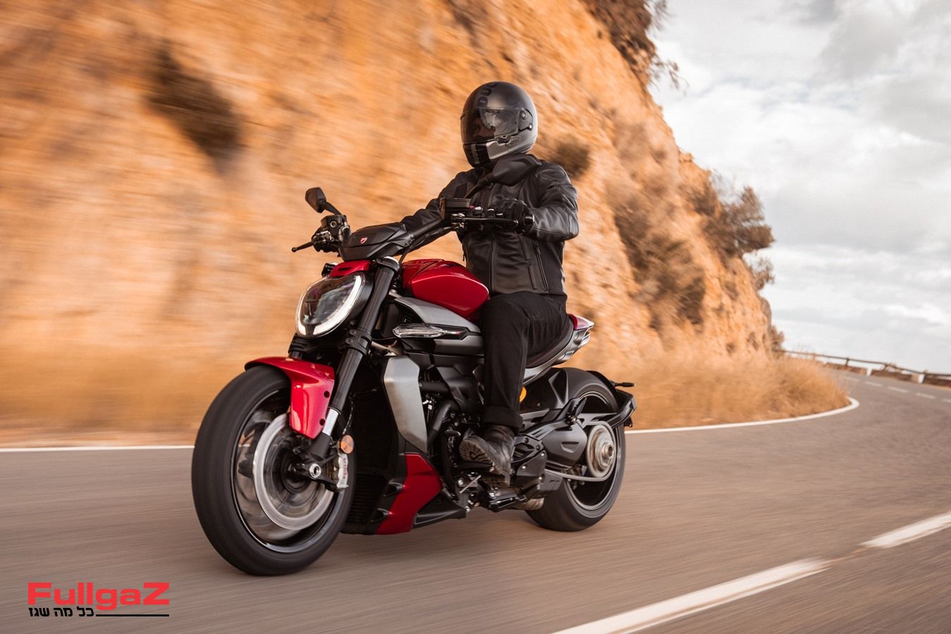 חדש בארץ: דוקאטי איקס דיאבל V4