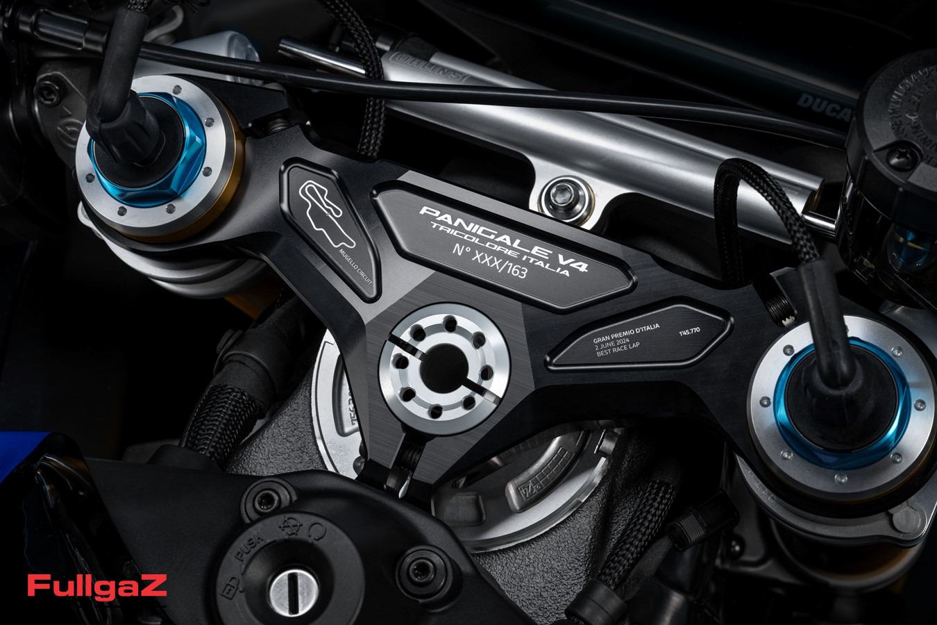 05 - MY25_PANIGALE_V4S_TRICOLORE_ITALIA _26__UC768838_High