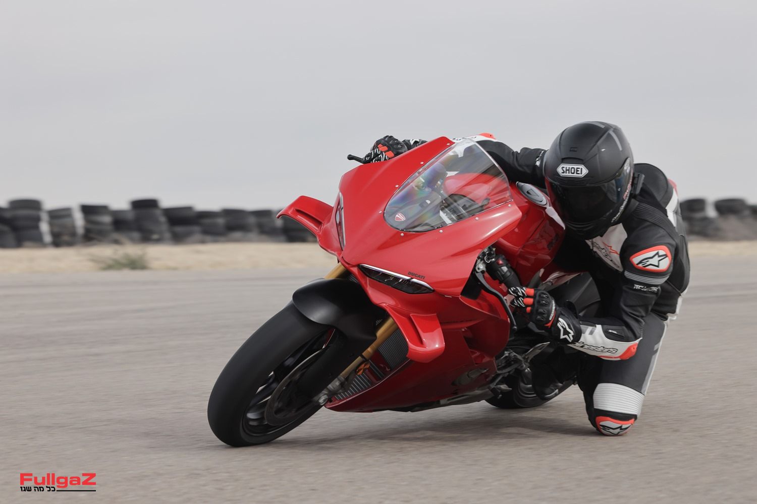 דוקאטי פניגאלה V4 S דגם 2025 בהשקה מקומית