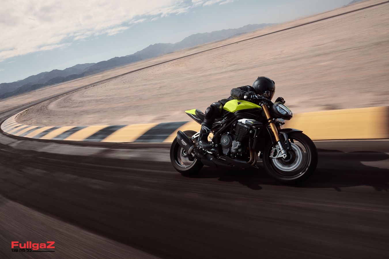 טריומף מציגה: ספיד טריפל 1200RX במהדורה מוגבלת