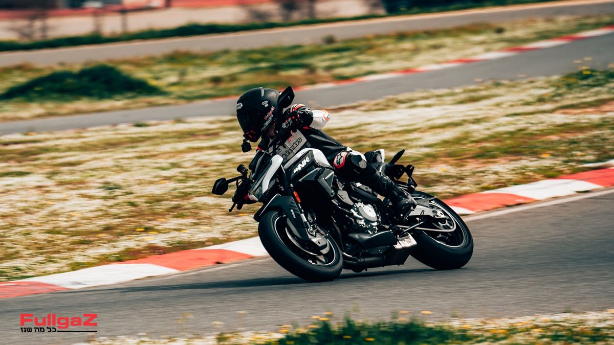 רכיבה ראשונה: CFMOTO 675NK בהשקה עולמית