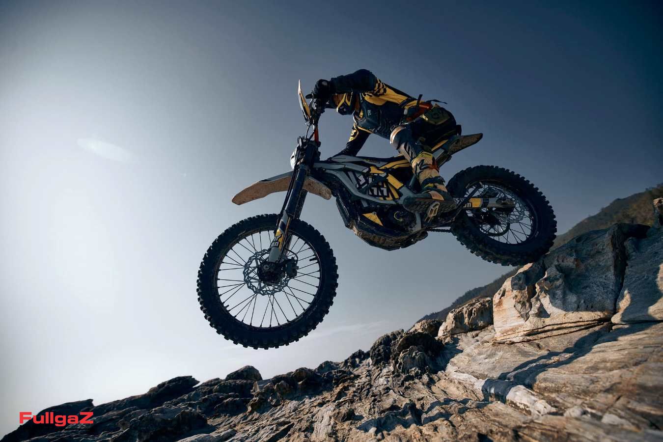 מבצע: סורון אולטרה בי בהנחה של 5,000 ש"ח