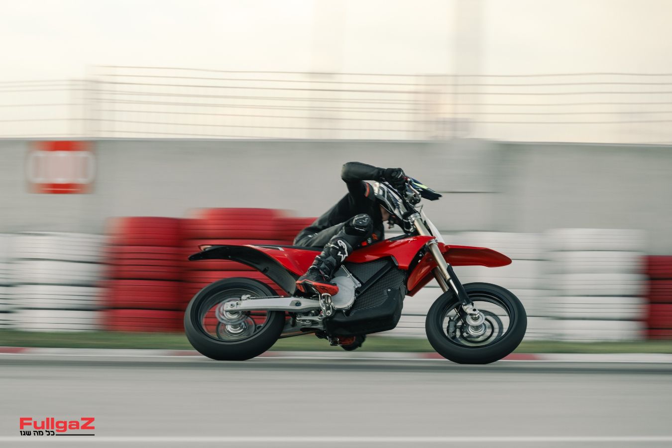 חדש בארץ: סטארק וארג SM – סופרמוטו חשמלי