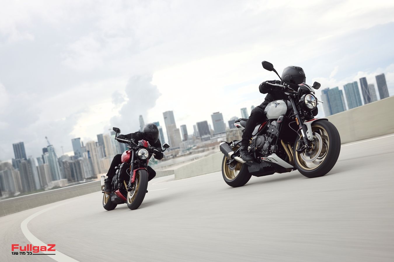 טריומף חושפת: טרידנט 800