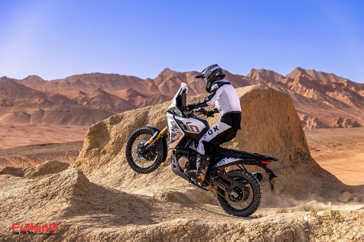 חדש בארץ: ווג DS800X ראלי – אדוונצ'ר שטח