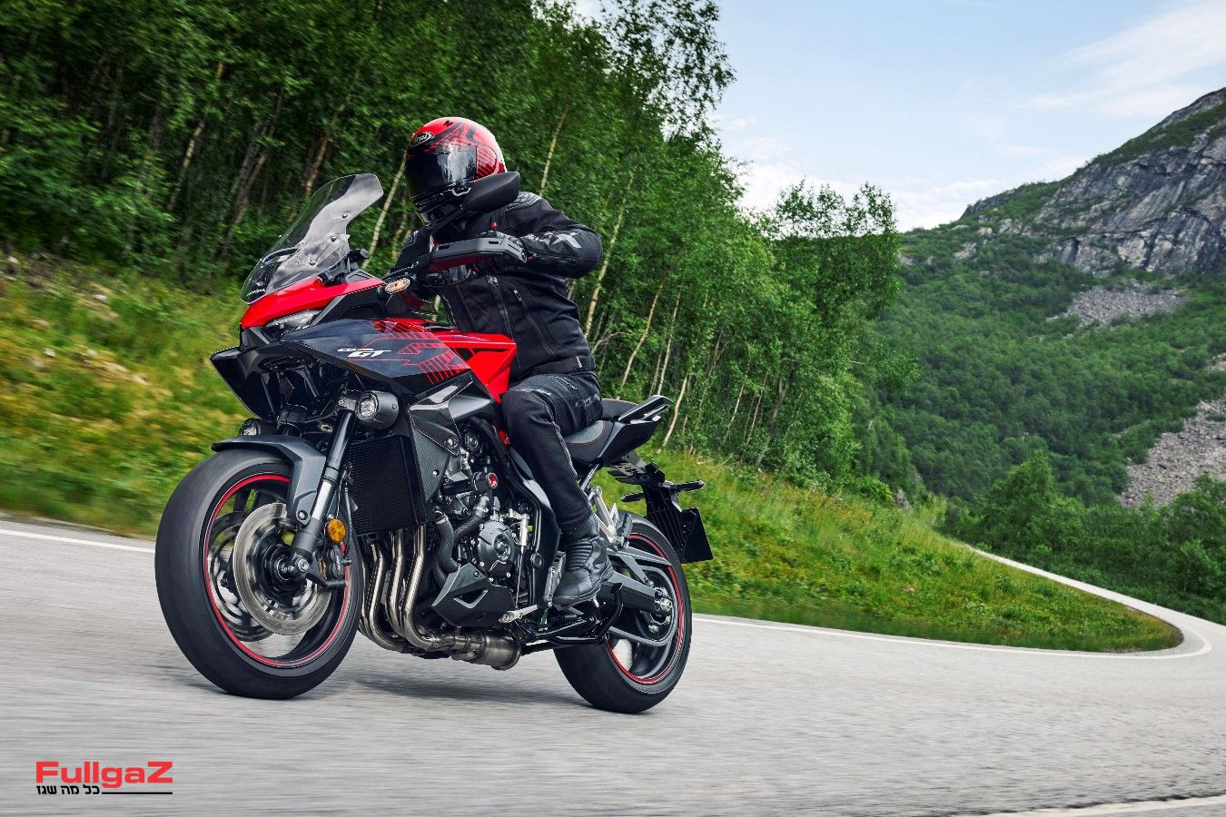 הונדה מציגה: CB1000GT – ספורט־תורר