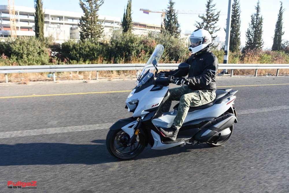 רכיבה ראשונה: זונטס 250M