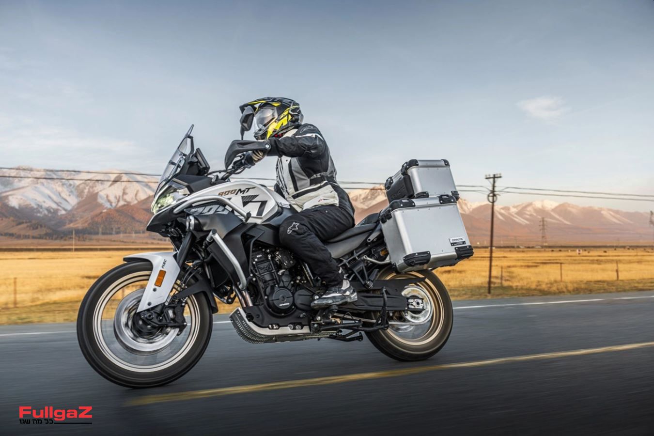 ה־CFMOTO 800MT מקבל גרסה עם בולמים חשמליים