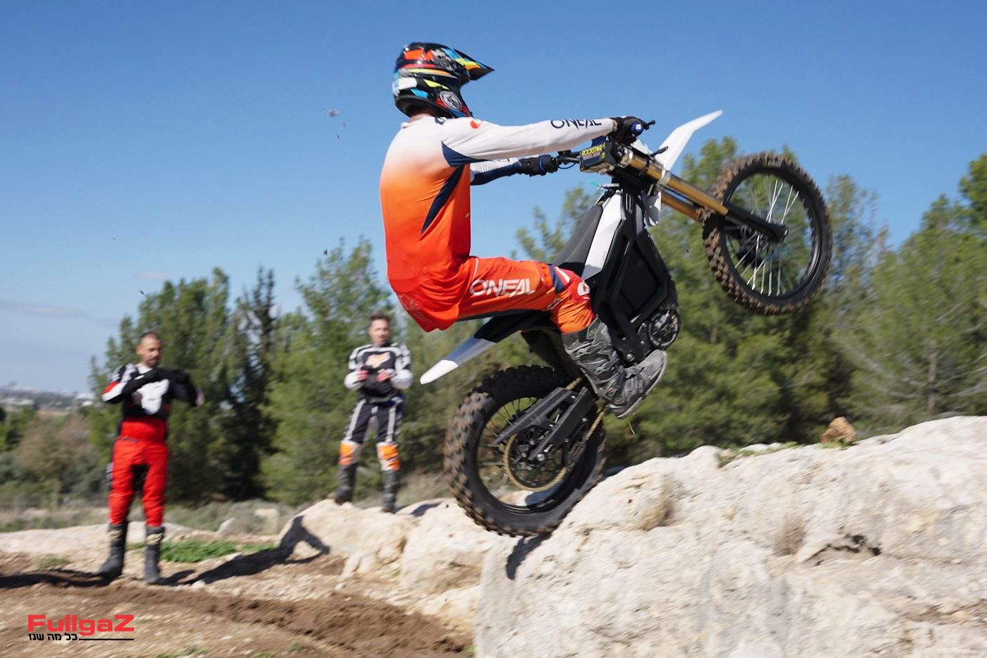 טלריה קומודו במבחן